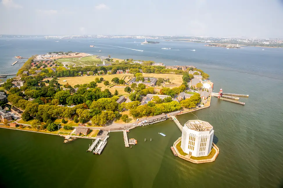 NYC: Manhattan Sightseeing Helicopter Tour